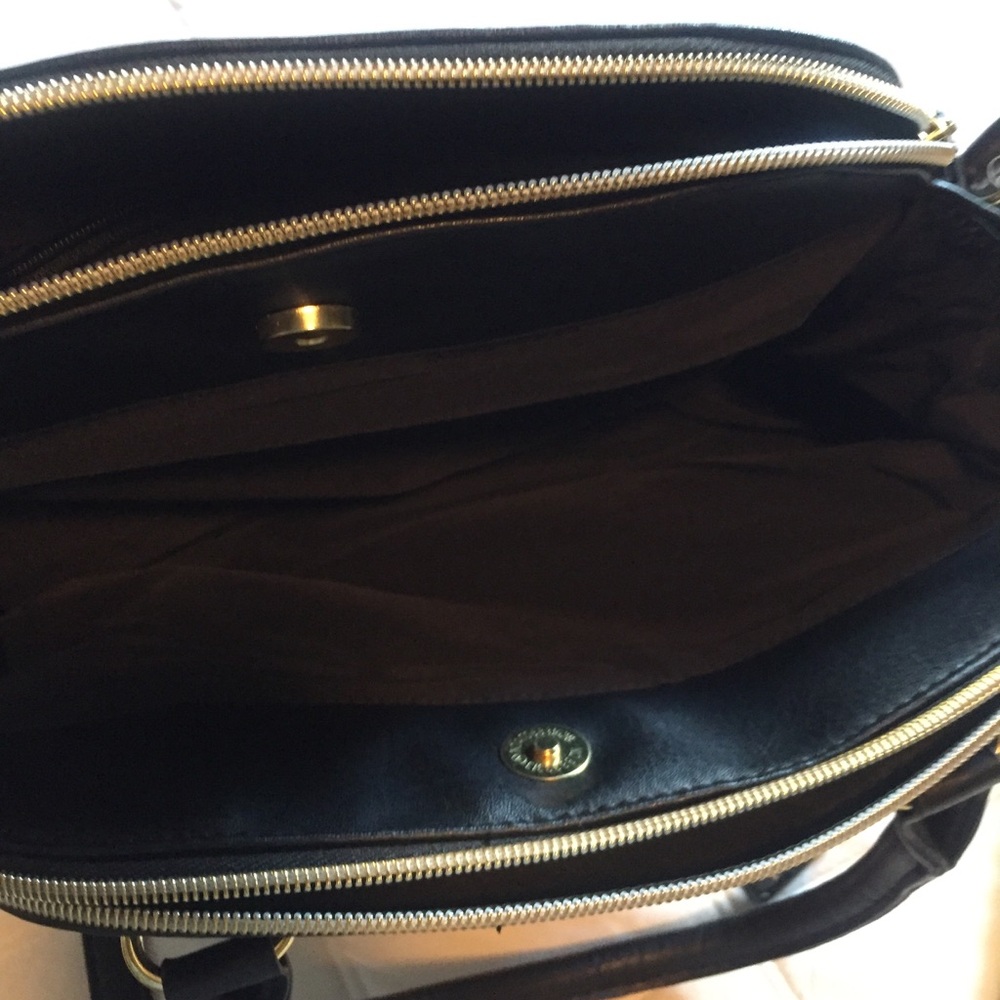 Nicole Miller black hand bag with straps - Picture 5 of 9